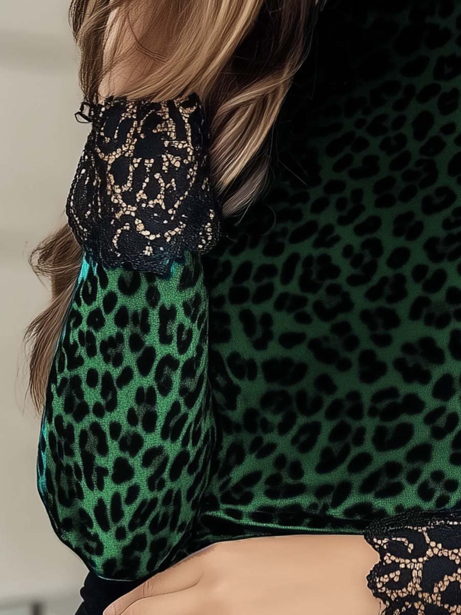 Canuck™| Lace Panel Leopard Printed Velvet T-Shirt