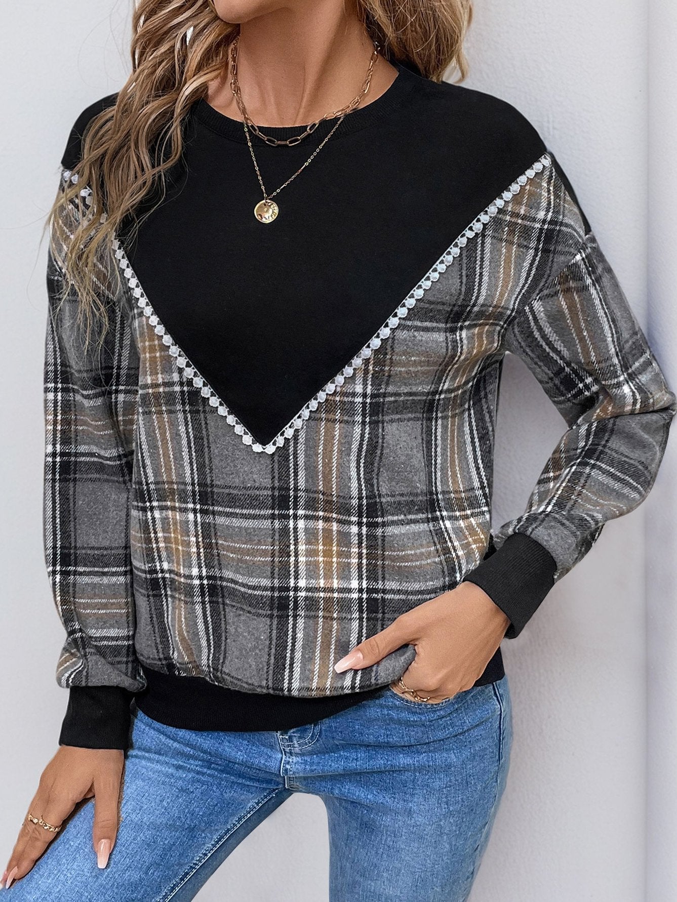 Canuck™| Vintage Lace Trim Plaid Patchwork Sweatshirt